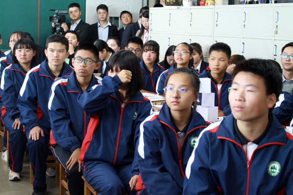 学生1.jpg