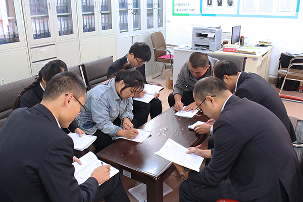 学生成长中心.JPG